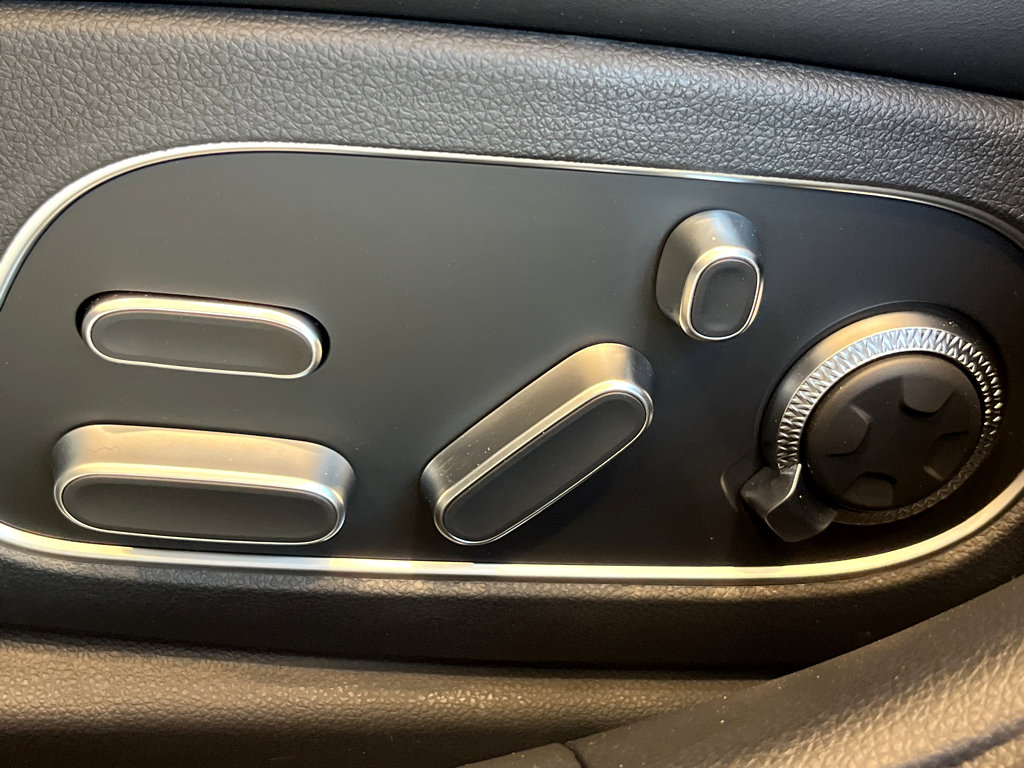 New 2025 Genesis G90 3.5T image 22