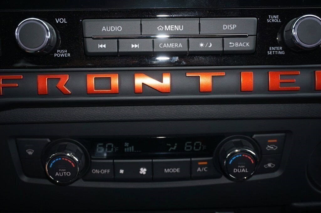 New 2025 Nissan Frontier PRO-4X AWD/4WD image 16