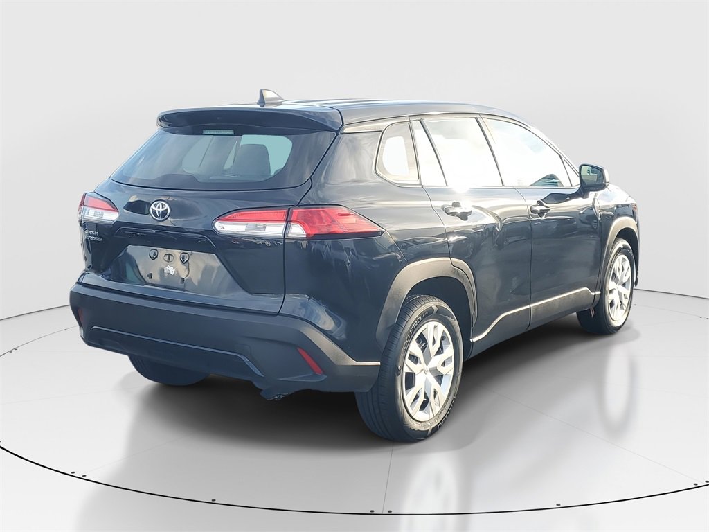 Used 2025 Toyota Corolla Cross L image 7