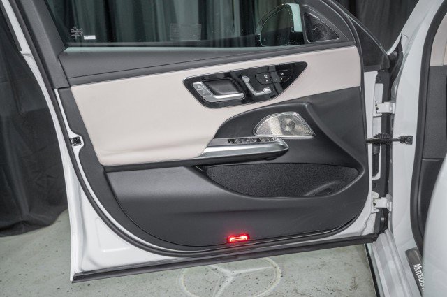 New 2026 Mercedes-Benz E 450 4MATIC Sedan image 10