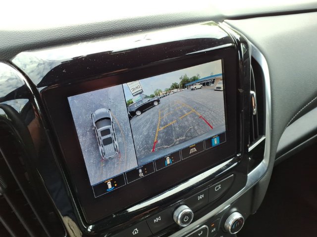 Certified 2023 Chevrolet Traverse LT FWD image 30