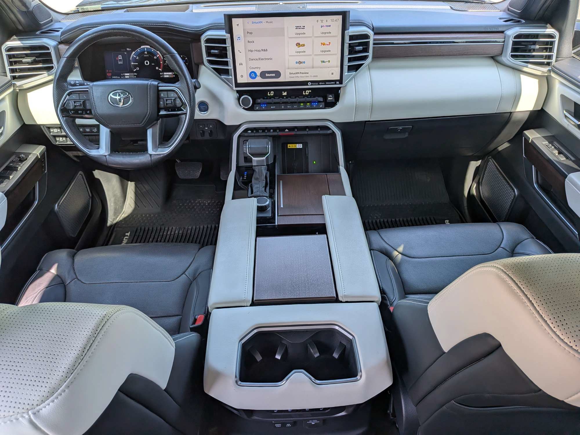 Used 2024 Toyota Tundra Capstone AWD/4WD image 16