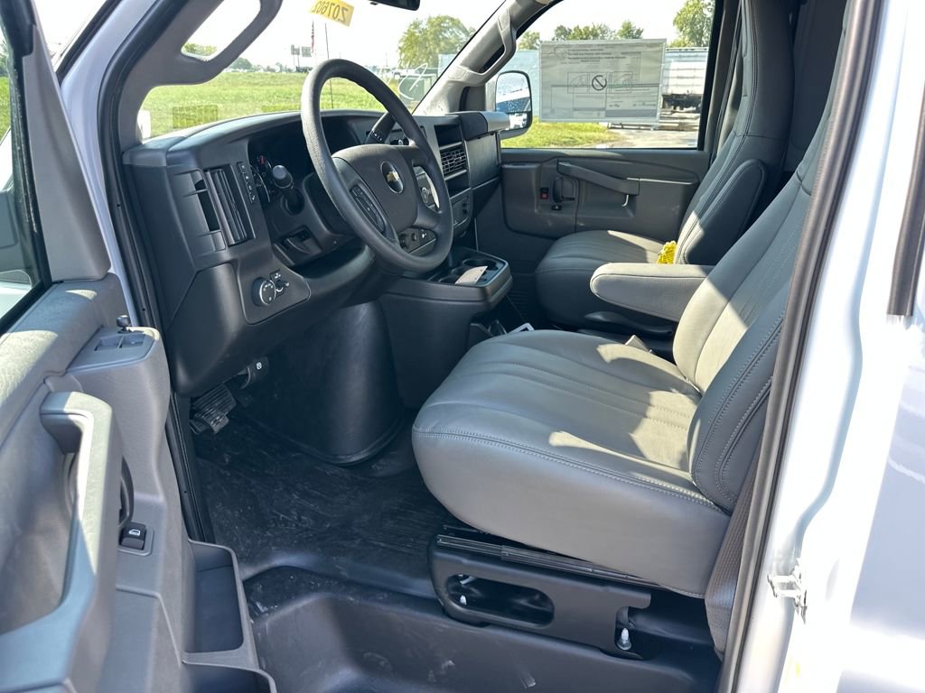 New 2025 Chevrolet Express 3500 Extended w/ Driver Convenience Package image 19