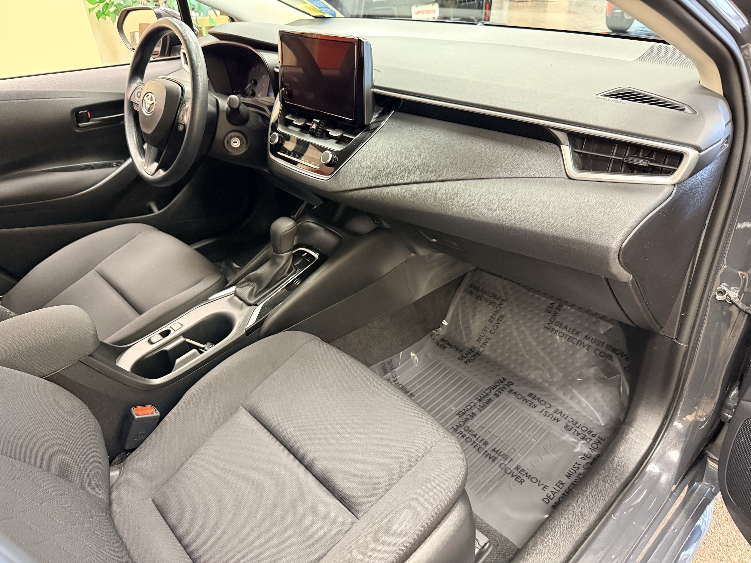 Used 2024 Toyota Corolla LE FWD image 21