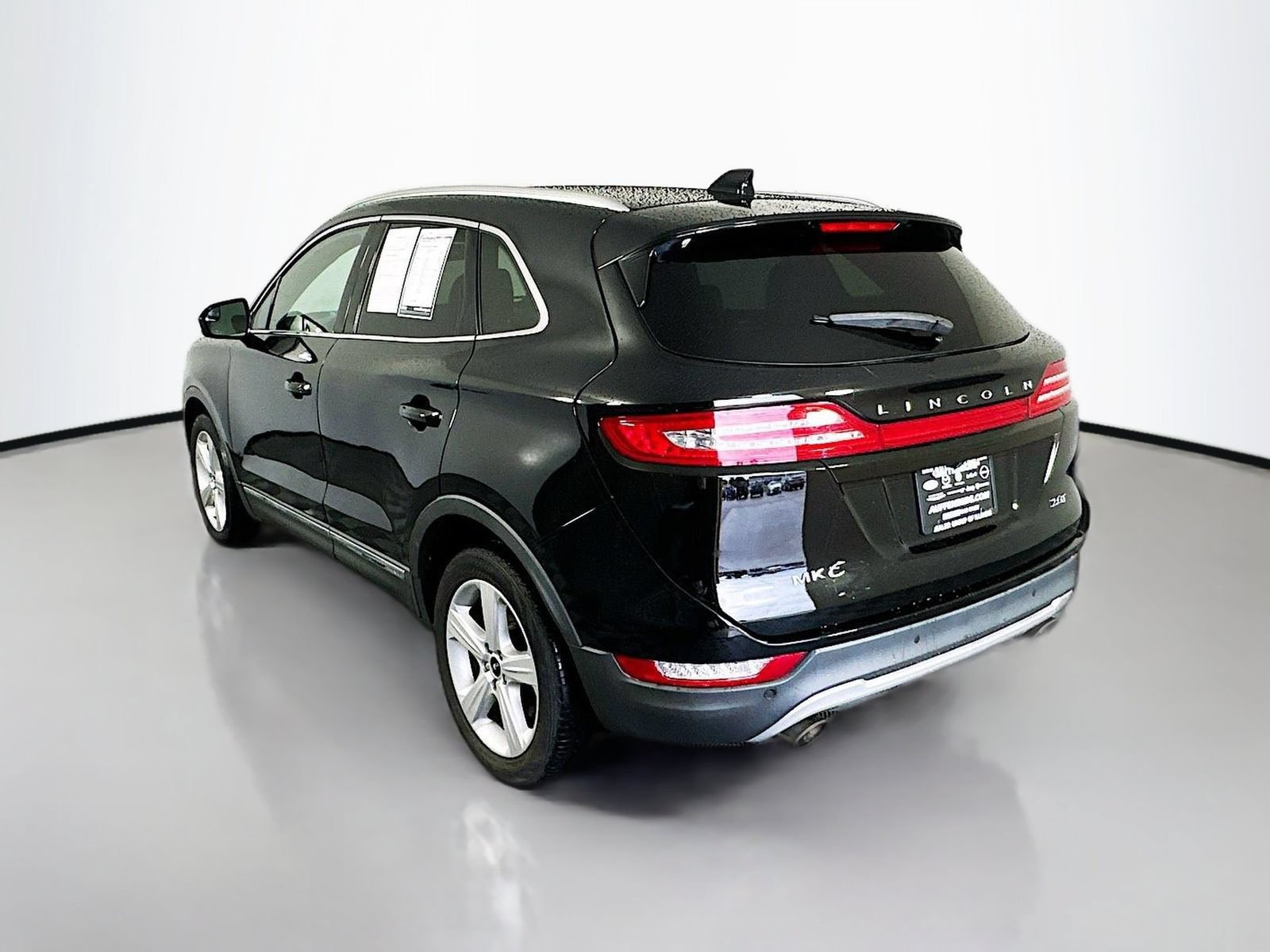 Used 2018 Lincoln MKC Premiere FWD image 5