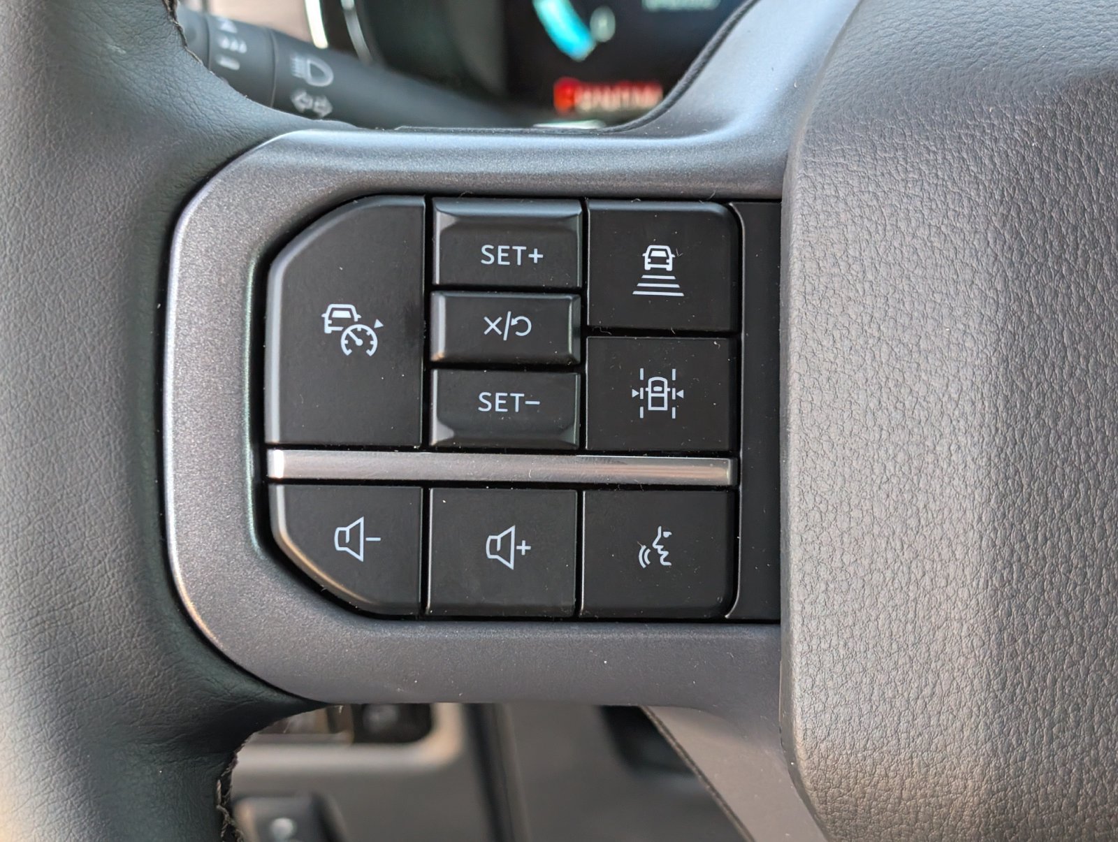 Used 2025 Ford F150 Lariat w/ Equipment Group 501A Mid AWD/4WD image 25