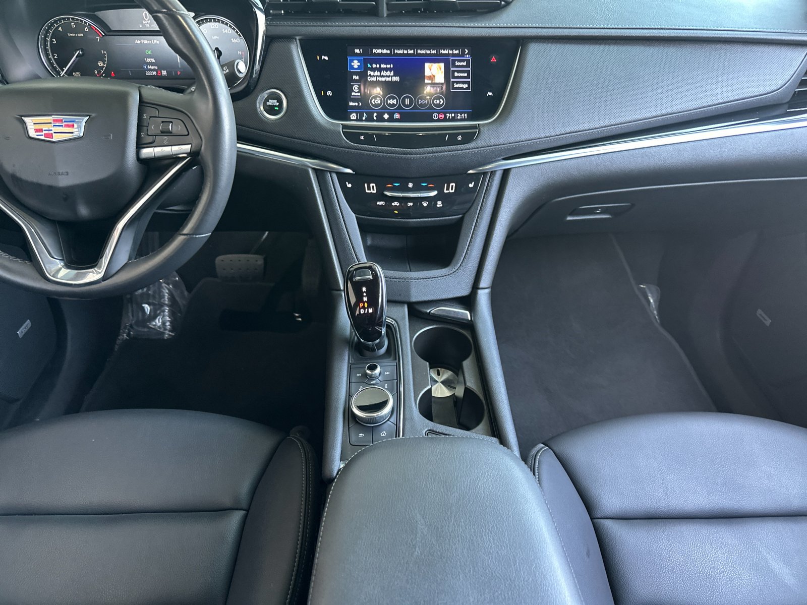 Certified 2023 Cadillac XT6 Luxury AWD/4WD image 13