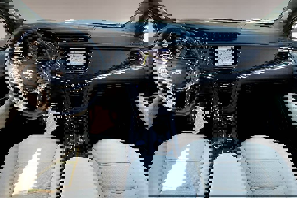 New 2025 Cadillac XT5 Sportv w/ LPO, Red Accent Package image 5