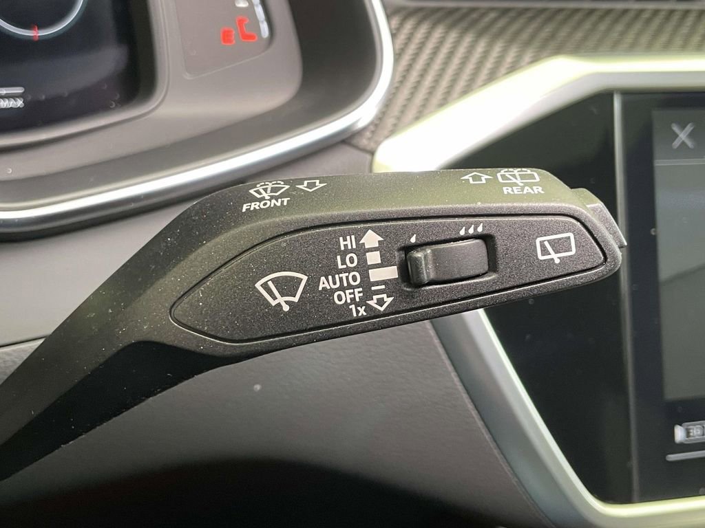 Used 2025 Audi RS 6 performance image 43