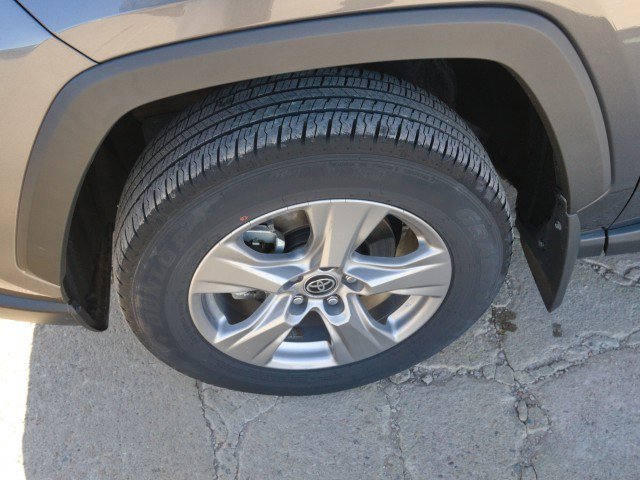 Used 2024 Toyota RAV4 XLE image 11