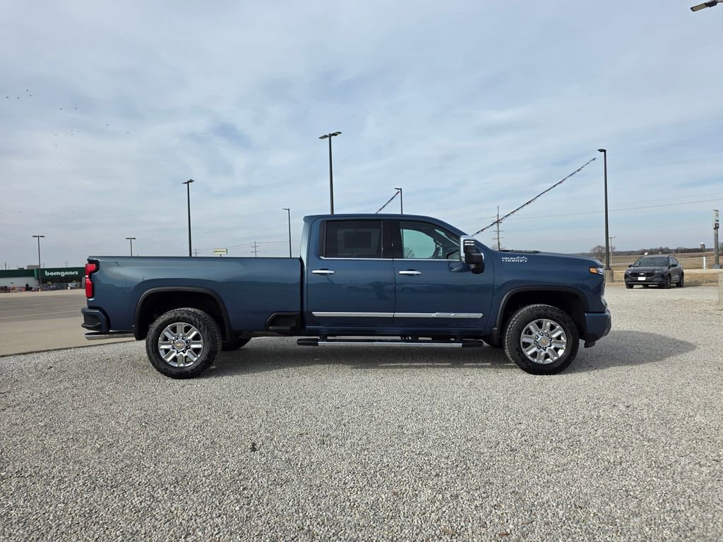 New 2026 Chevrolet Silverado 3500 High Country w/ Technology Package image 2