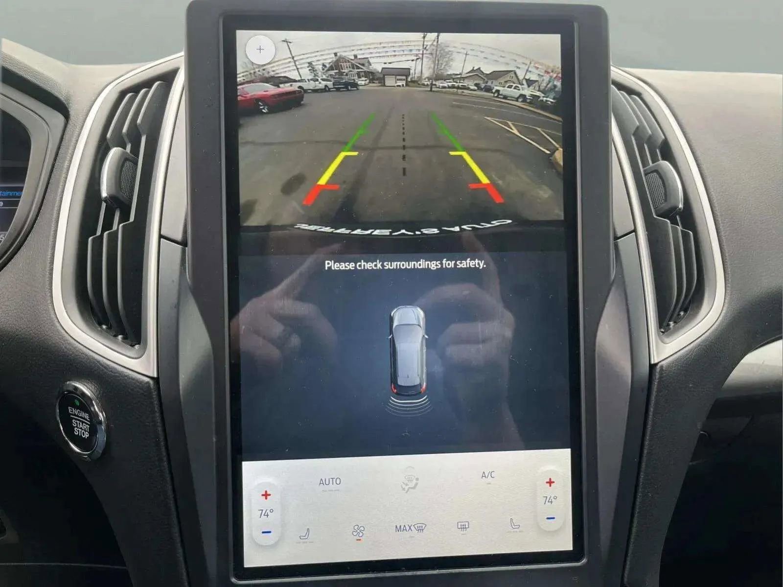 Used 2023 Ford Edge SEL image 18