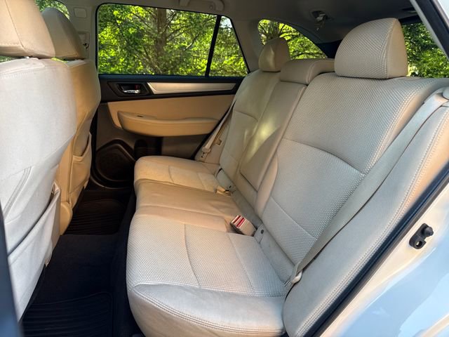 Used 2017 Subaru Outback 2.5i Premium AWD/4WD image 27