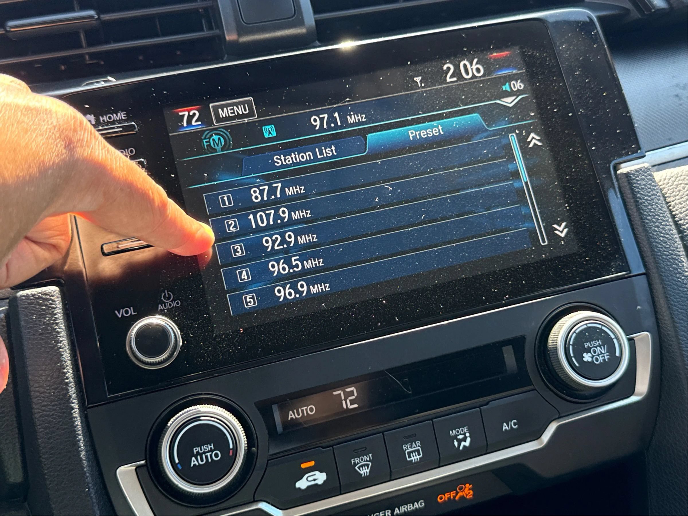 Used 2020 Honda Civic LX image 39