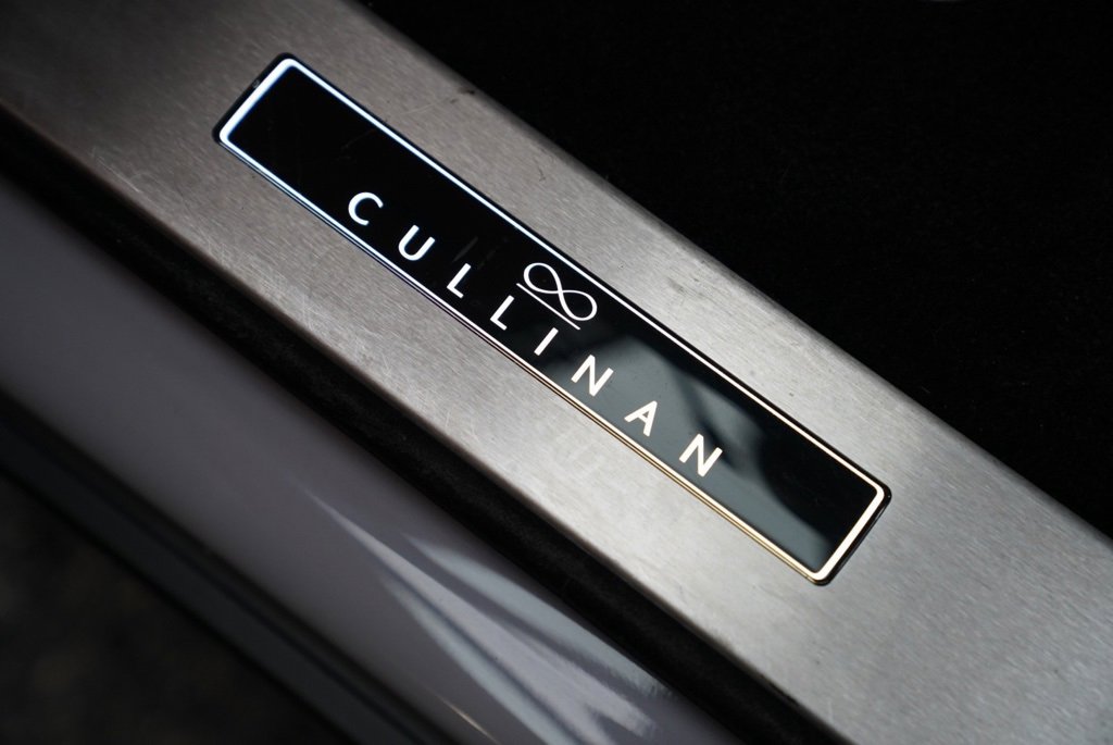 Certified 2024 Rolls-Royce Cullinan Black Badge w/ Driver's Package image 12