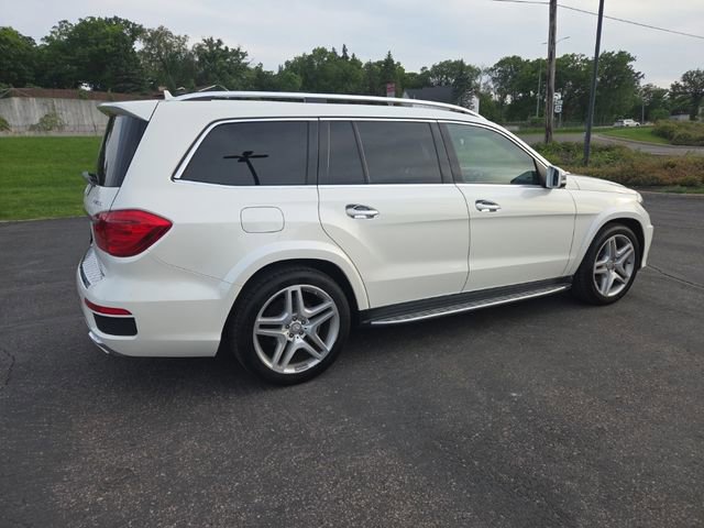 Used 2016 Mercedes-Benz GL 550 4MATIC image 23