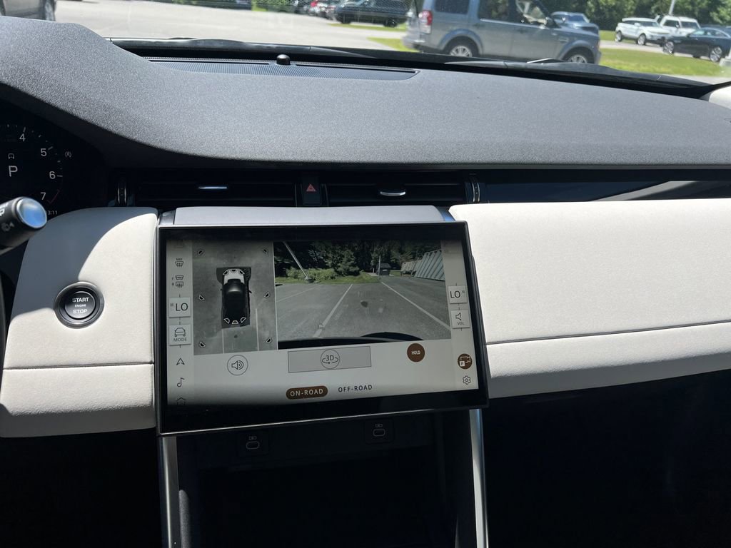 New 2024 Land Rover Discovery Sport S image 20