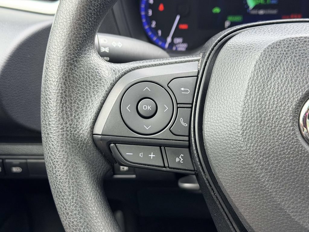 Used 2022 Toyota Corolla LE w/ Carpet Mat Package (TMS) FWD image 8