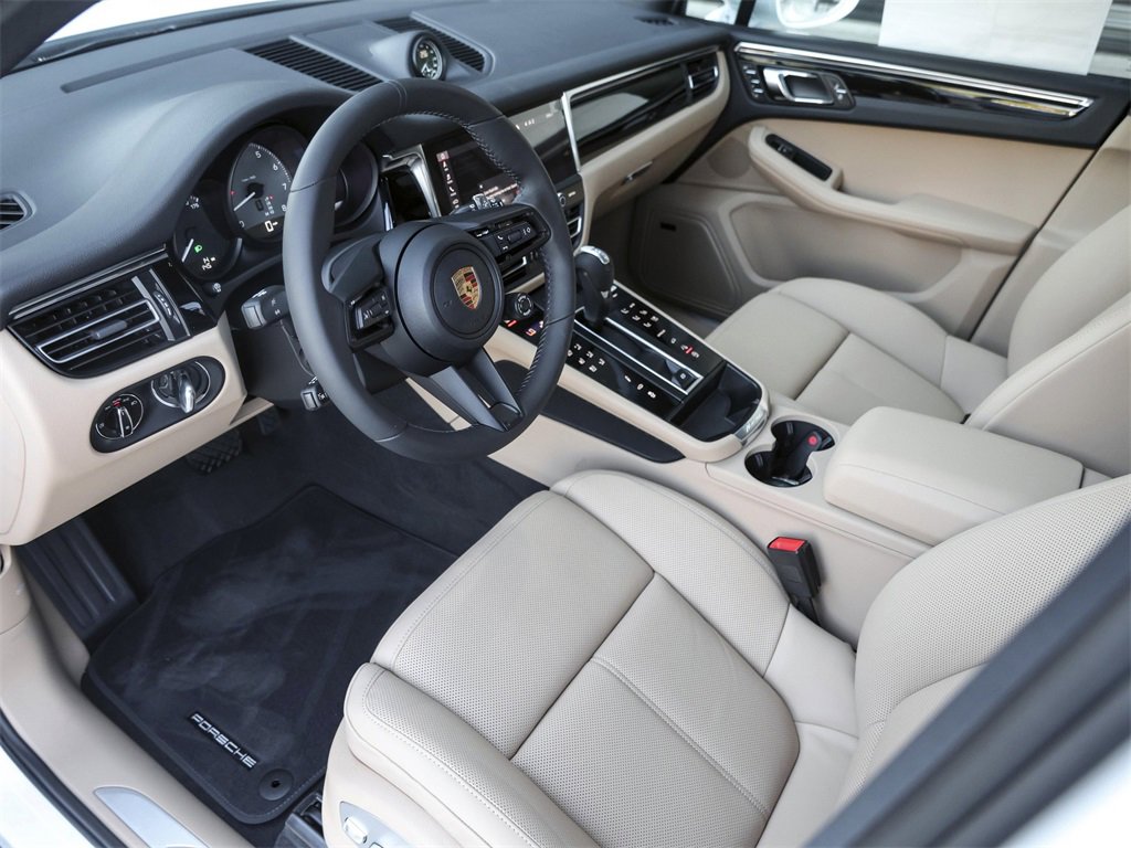 New 2026 Porsche Macan S image 4