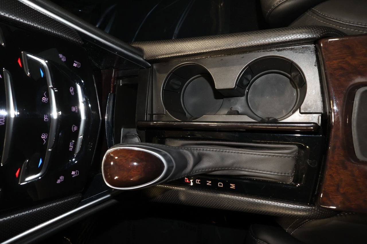 Used 2017 Cadillac XTS Luxury FWD image 9