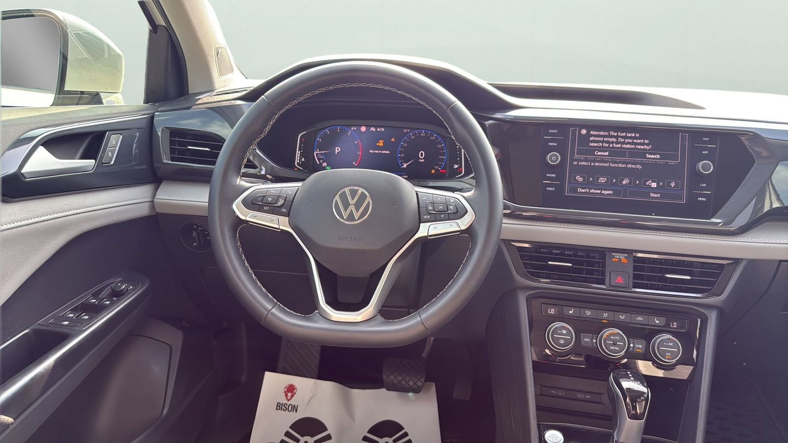 Used 2022 Volkswagen Taos SEL FWD image 12