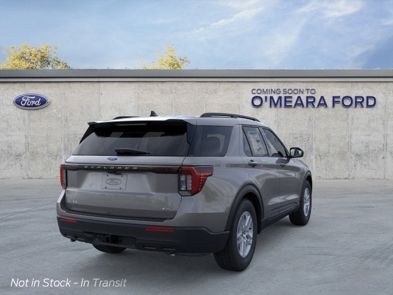 New 2026 Ford Explorer Active AWD/4WD image 8