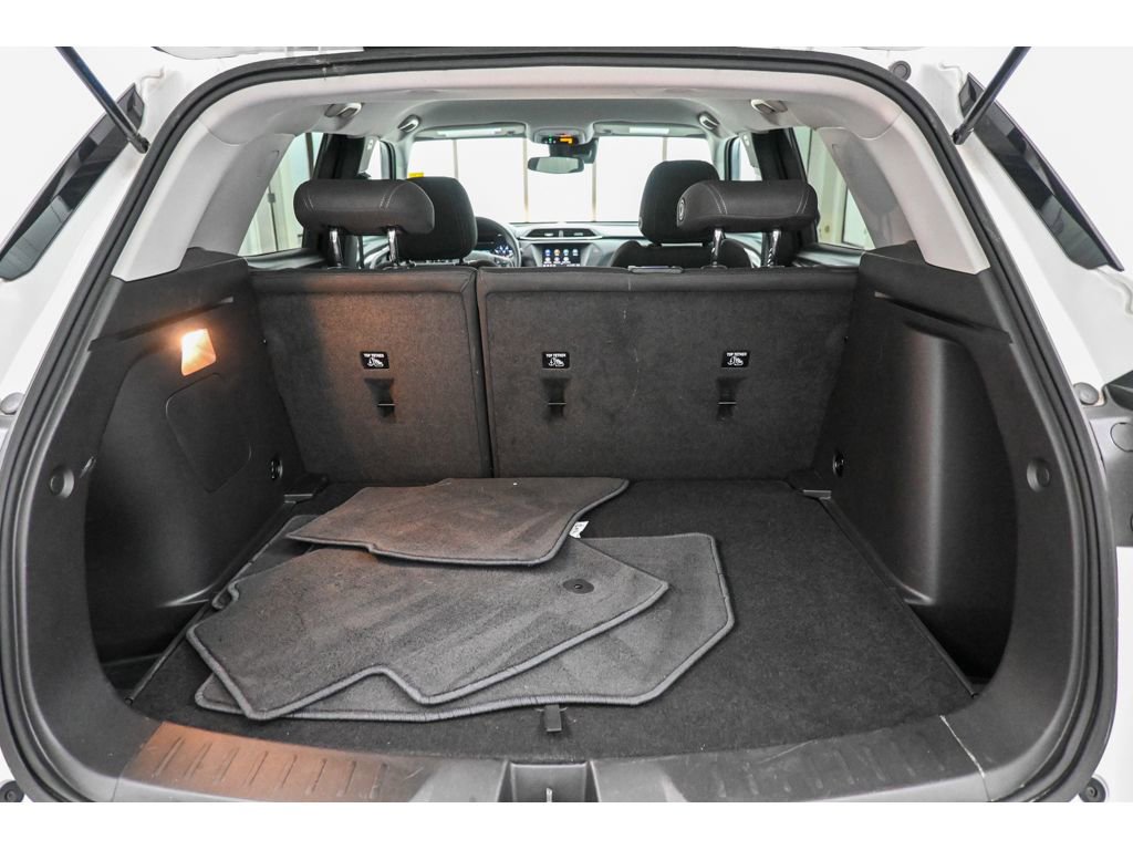 Used 2023 Chevrolet TrailBlazer LT image 46