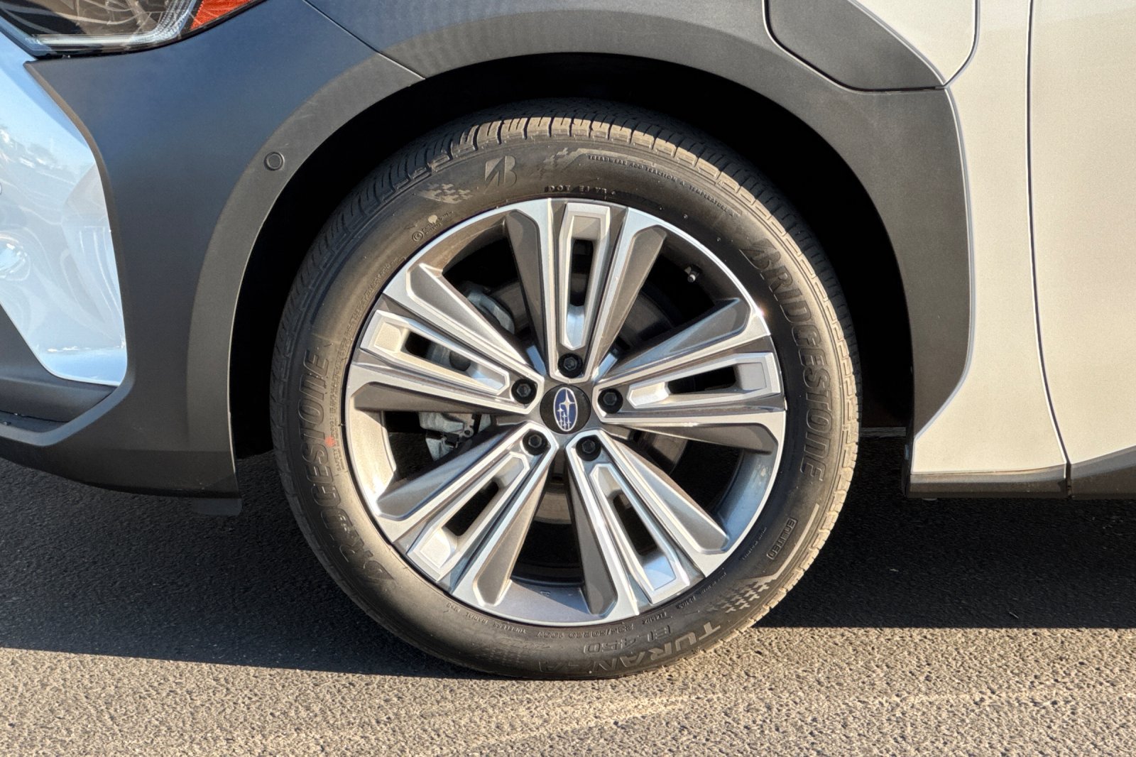 Used 2023 Subaru Solterra AWD image 27