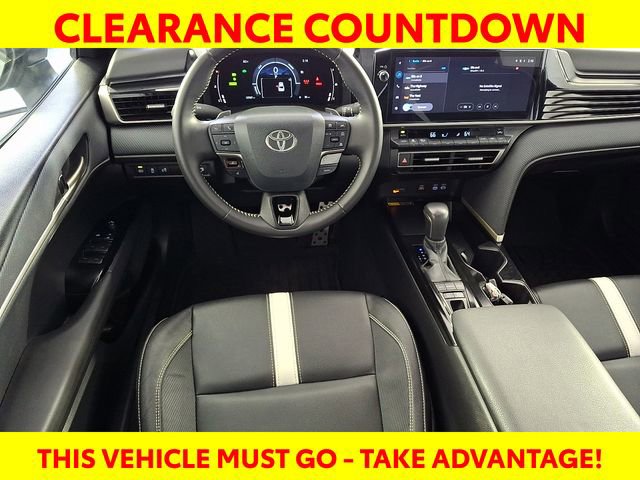Used 2025 Toyota Camry SE w/ Multimedia Upgrade Package image 12