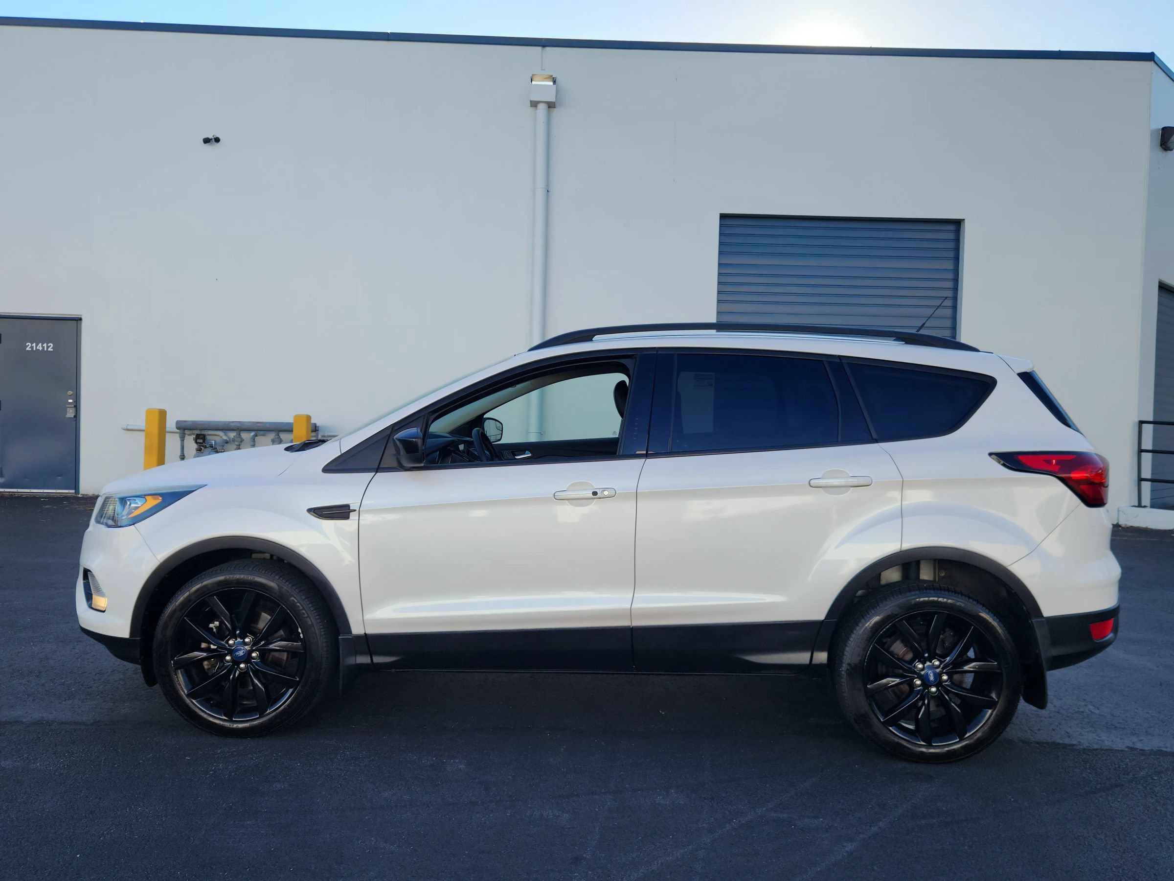 Used 2019 Ford Escape SE AWD/4WD image 2