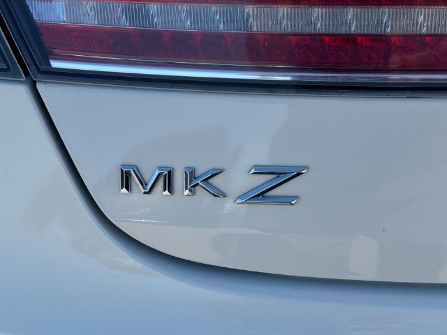 Used 2013 Lincoln MKZ FWD image 33