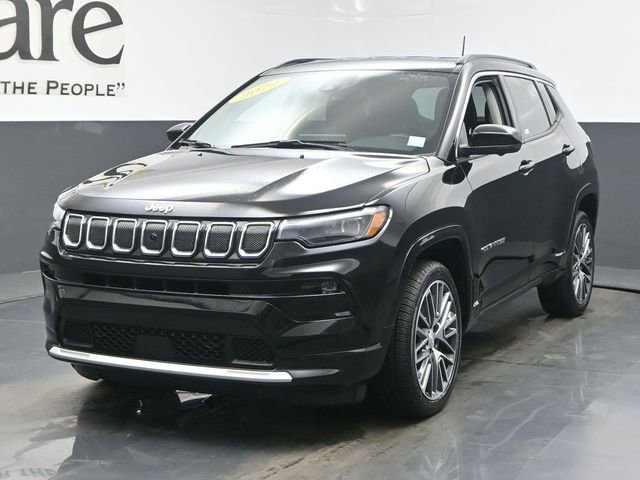 Used 2022 Jeep Compass Limited w/ Elite Group AWD/4WD image 34
