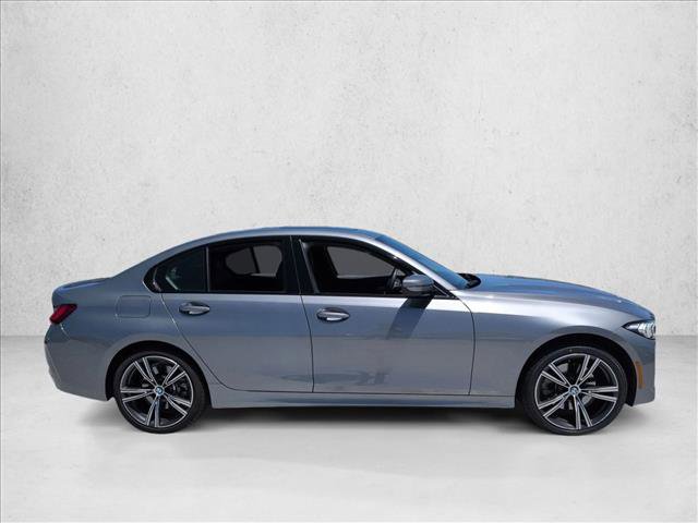 Used 2023 BMW 330i Sedan w/ Driving Assistance Package RWD image 4