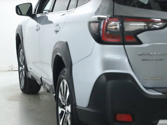 Certified 2023 Subaru Outback Limited XT image 41