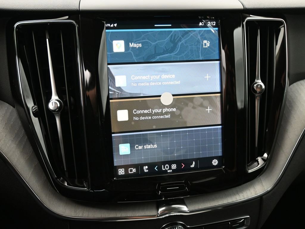 New 2025 Volvo XC60 B5 Plus w/ Protection Package Premier image 11