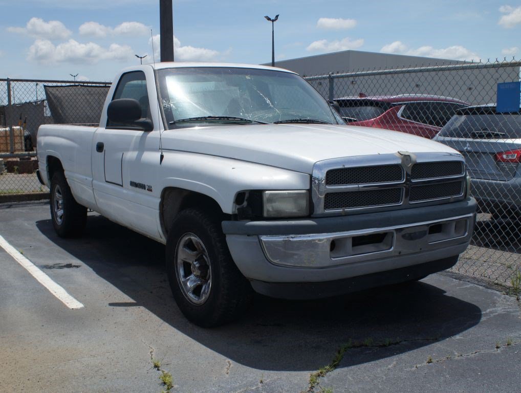 Used 2001 Dodge Ram 1500 Truck 2WD Regular Cab image 2