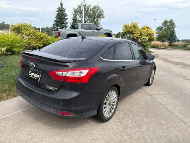 Used 2012 Ford Focus Titanium FWD image 3