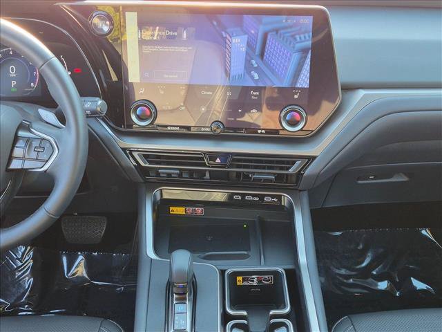 Used 2024 Lexus TX 350 FWD w/ Cold Weather Package image 15