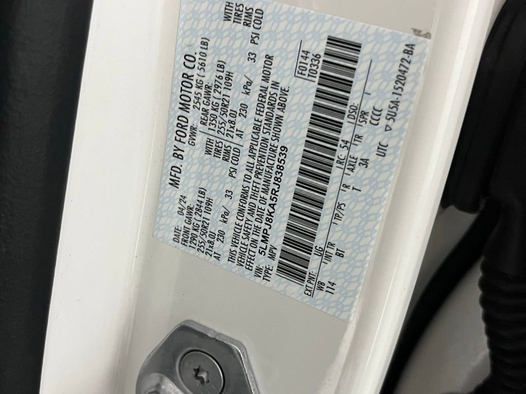 Used 2024 Lincoln Nautilus Reserve AWD/4WD image 36