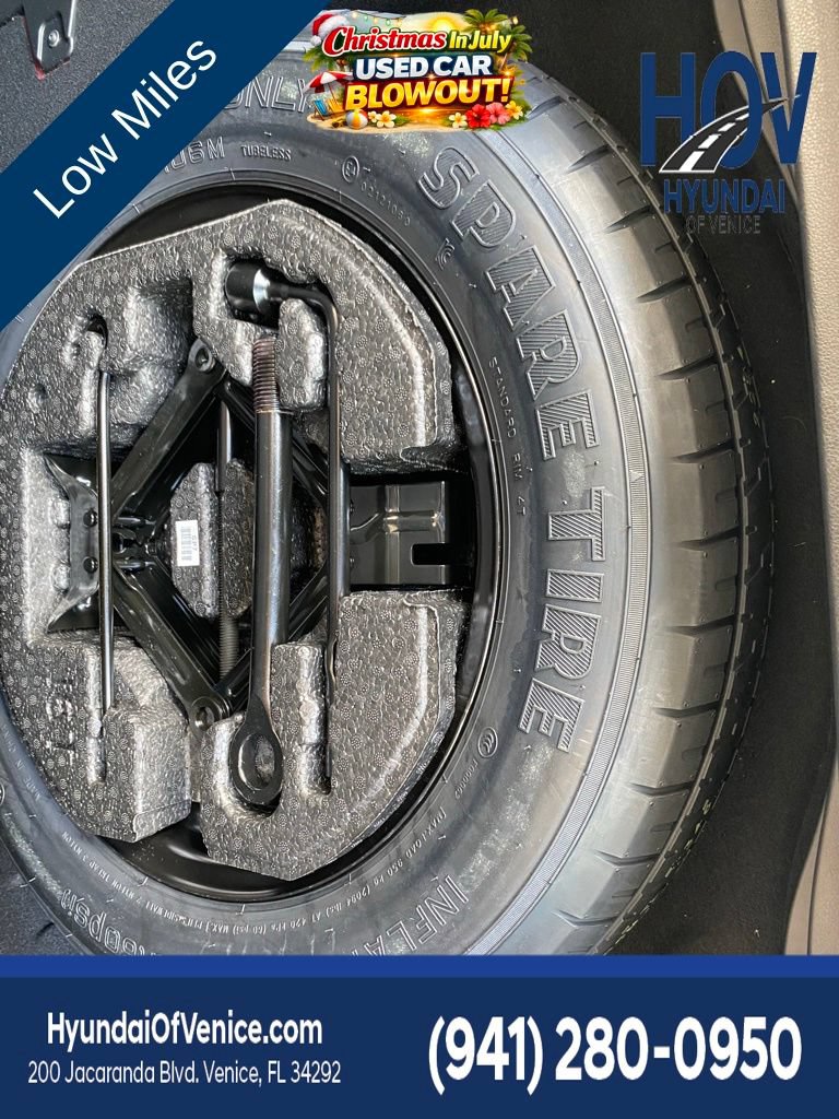 Used 2024 Hyundai Kona SEL w/ Convenience Package FWD image 54