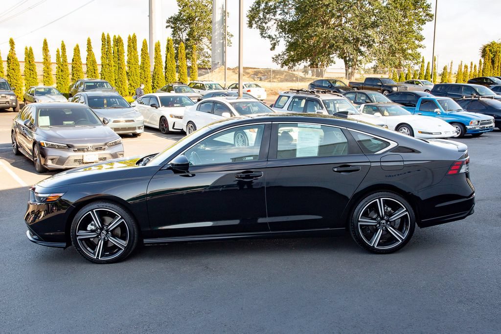 Used 2024 Honda Accord Sport image 8