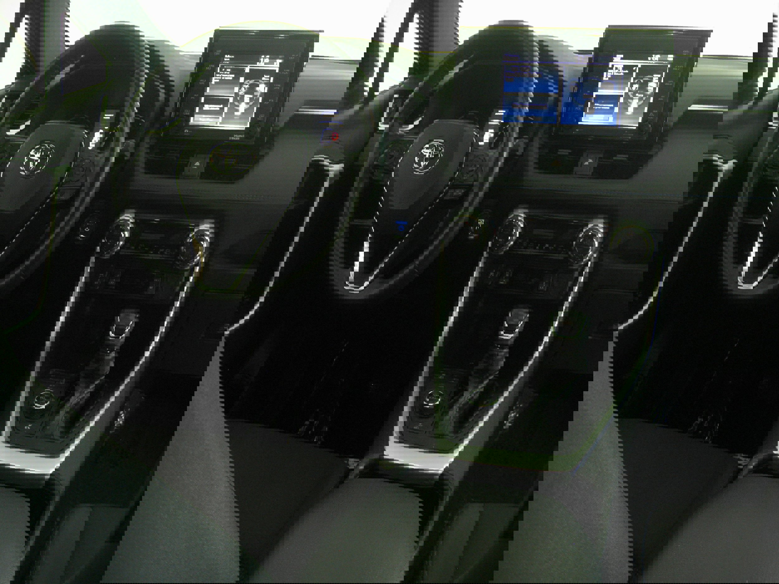 Used 2022 Toyota RAV4 SE w/ SE Grade Weather Package AWD/4WD image 2