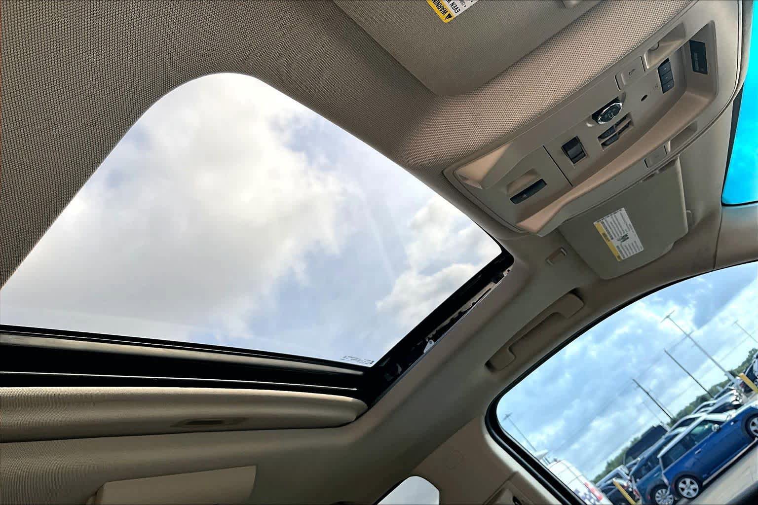 Used 2016 Chevrolet Tahoe LTZ RWD image 13