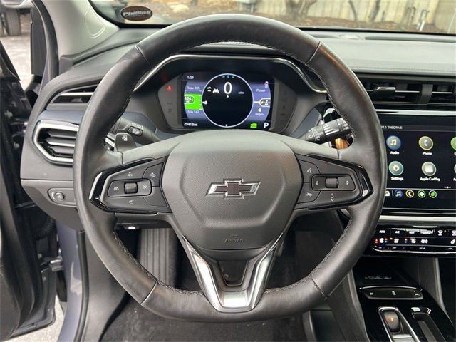 Used 2023 Chevrolet Bolt EUV Premier image 11