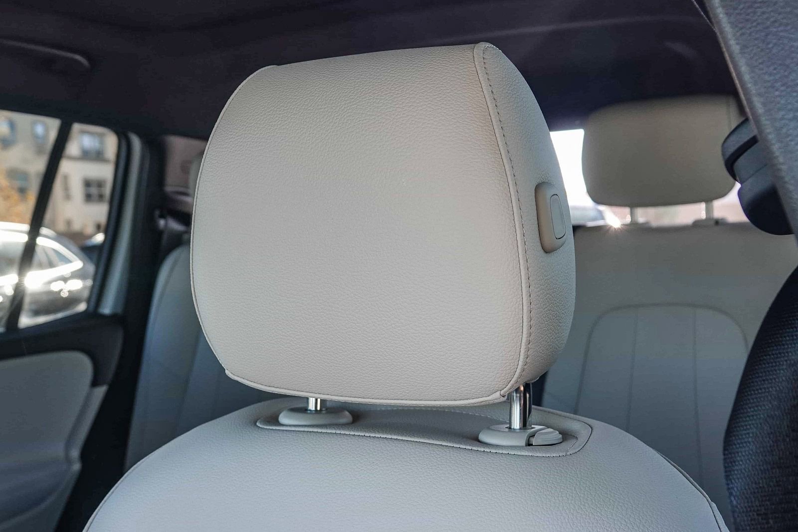 Used 2024 Mercedes-Benz EQB 350 4MATIC SUV image 25