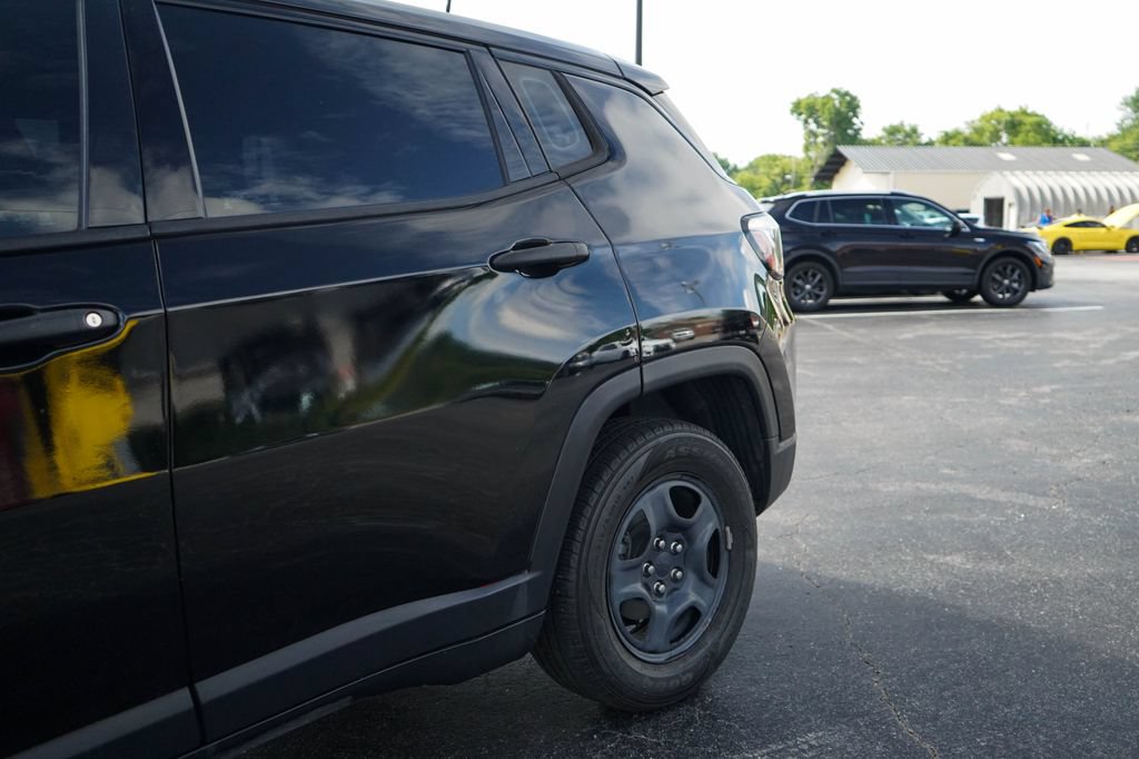 Used 2018 Jeep Compass Sport FWD image 20