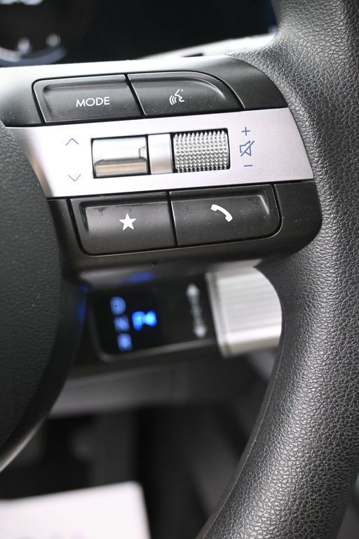 Used 2024 Hyundai Sonata SEL FWD image 16