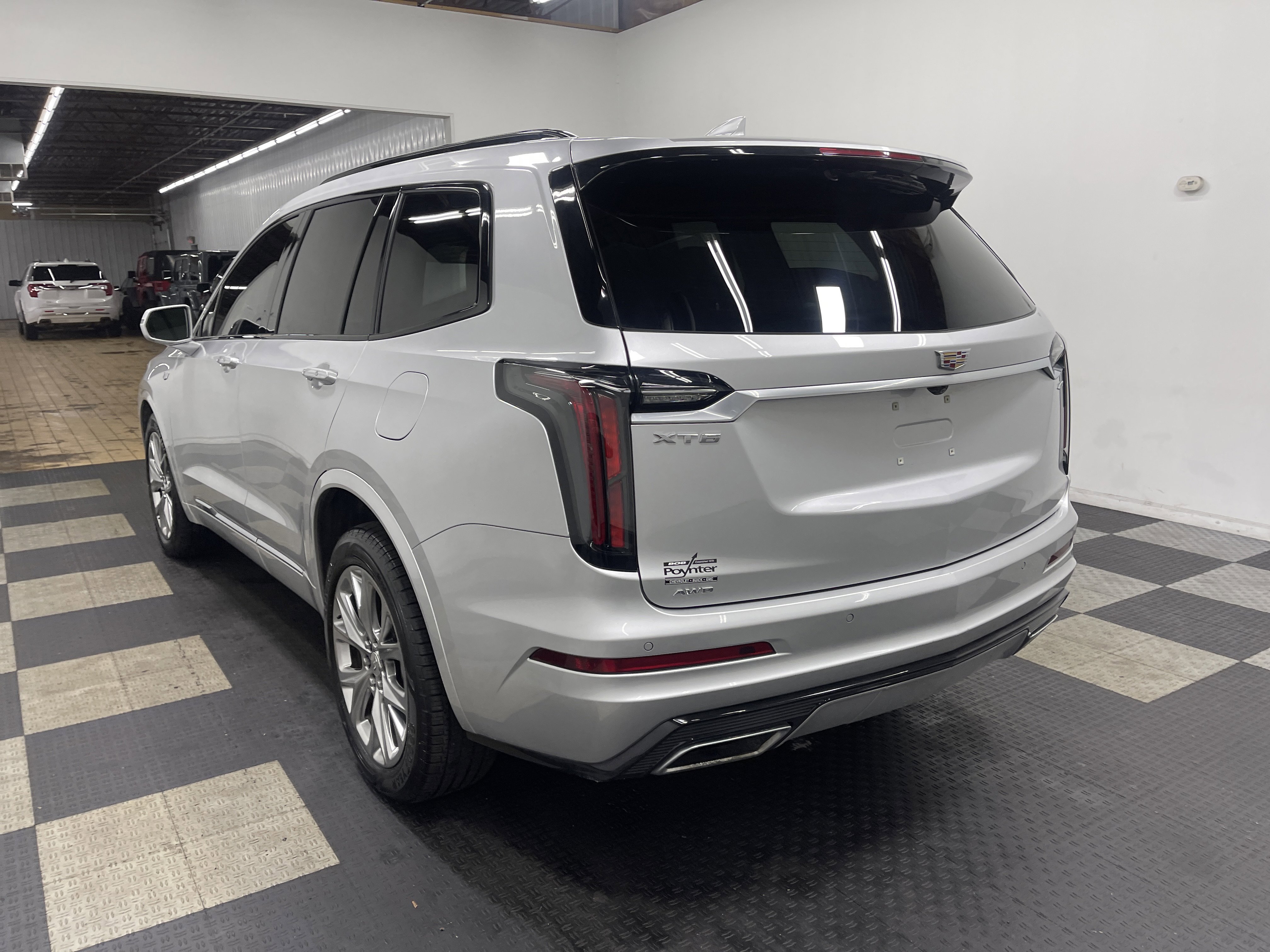 Used 2020 Cadillac XT6 Sport image 2