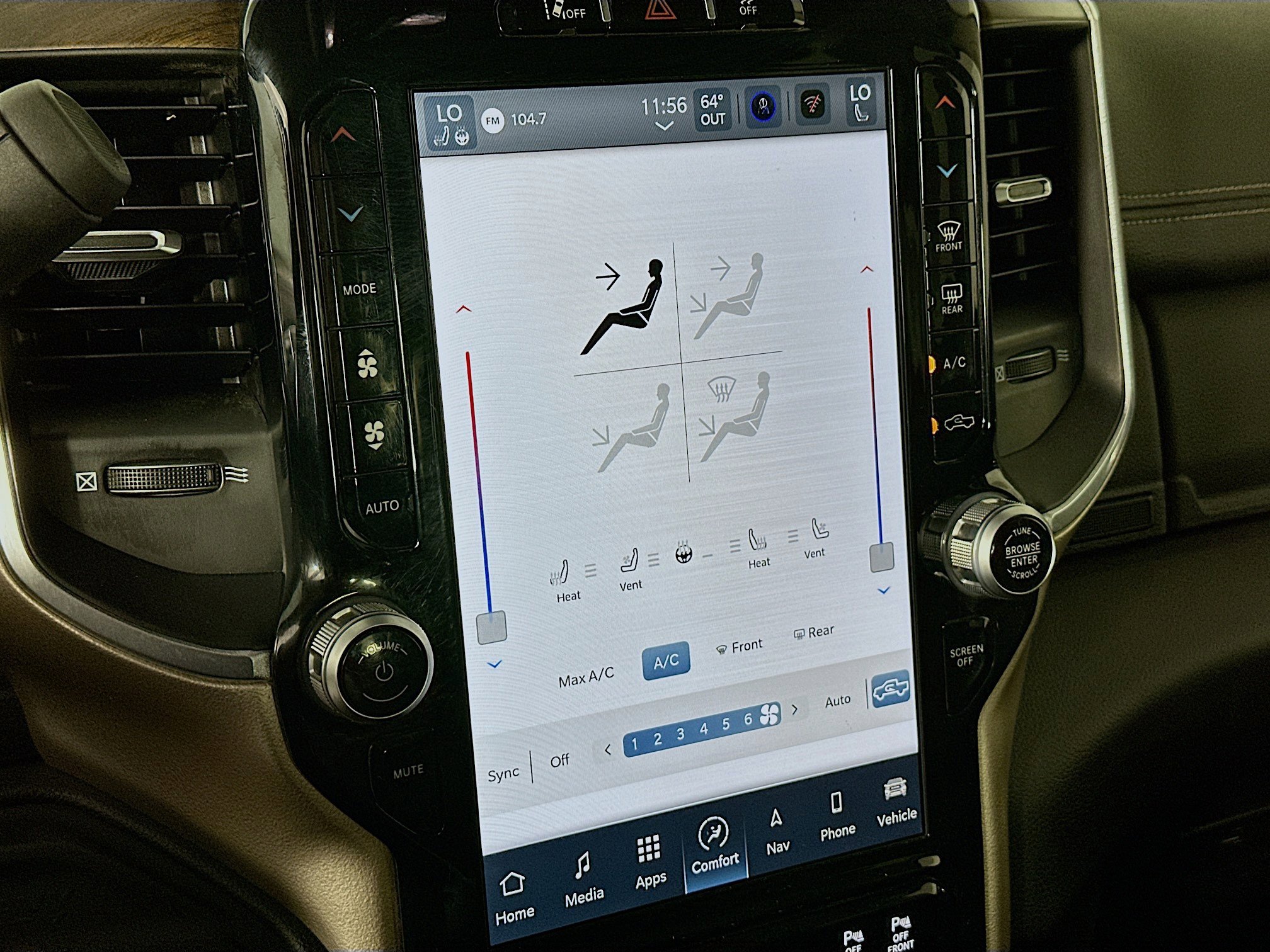 Used 2024 RAM 2500 Laramie w/ Safety Group image 24