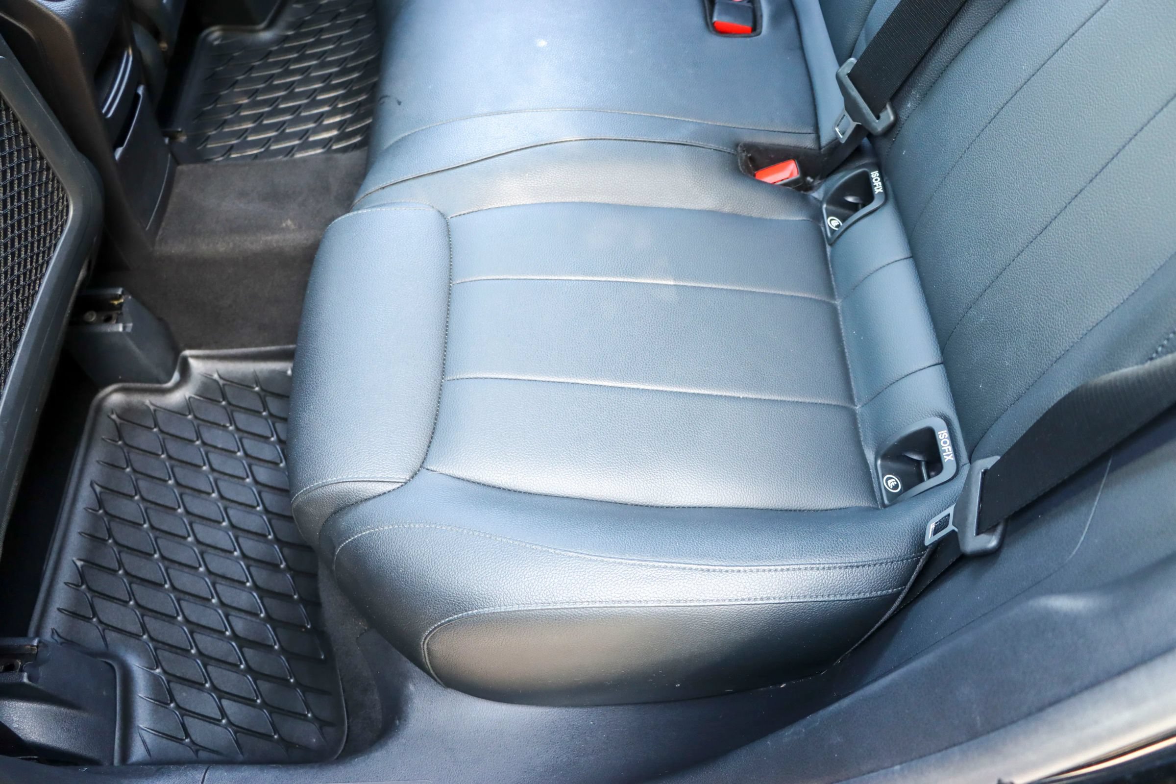 Used 2021 Mercedes-Benz GLA 250 w/ Premium Package image 18